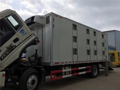 畜禽运输车 现代养殖业的高效生命线